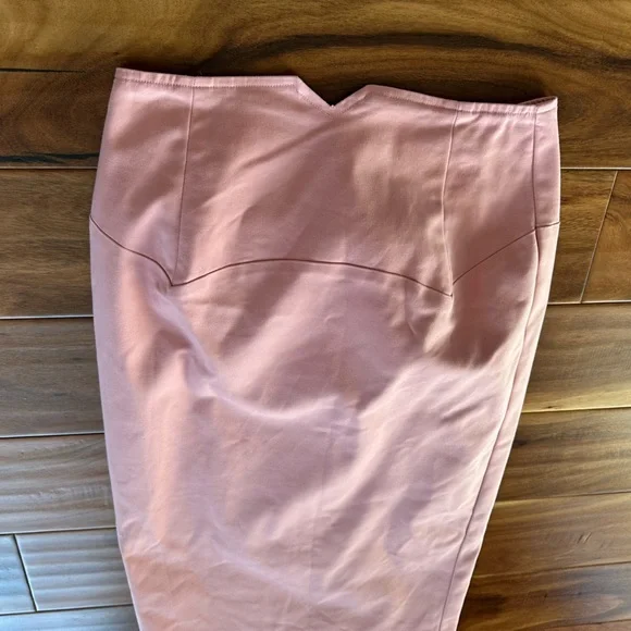 Love Bonito Tracy Pencil Skirt in Pink Salmon size 4 - Picture 5 of 7